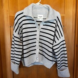 Abercrombie & Fitch Gray and Black Striped Cardigan
